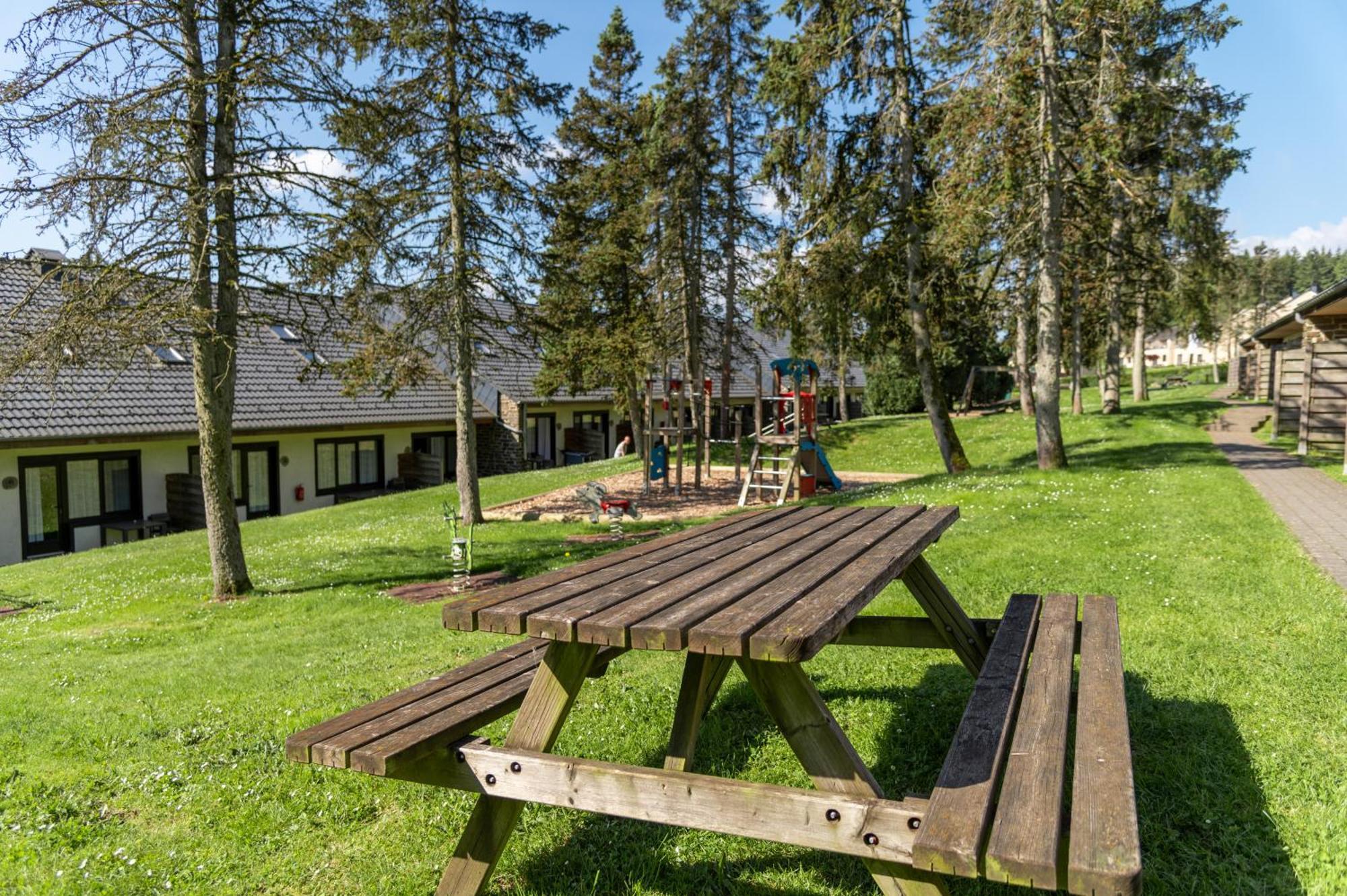 La Sapiniere Villa Hosingen Eksteriør bilde