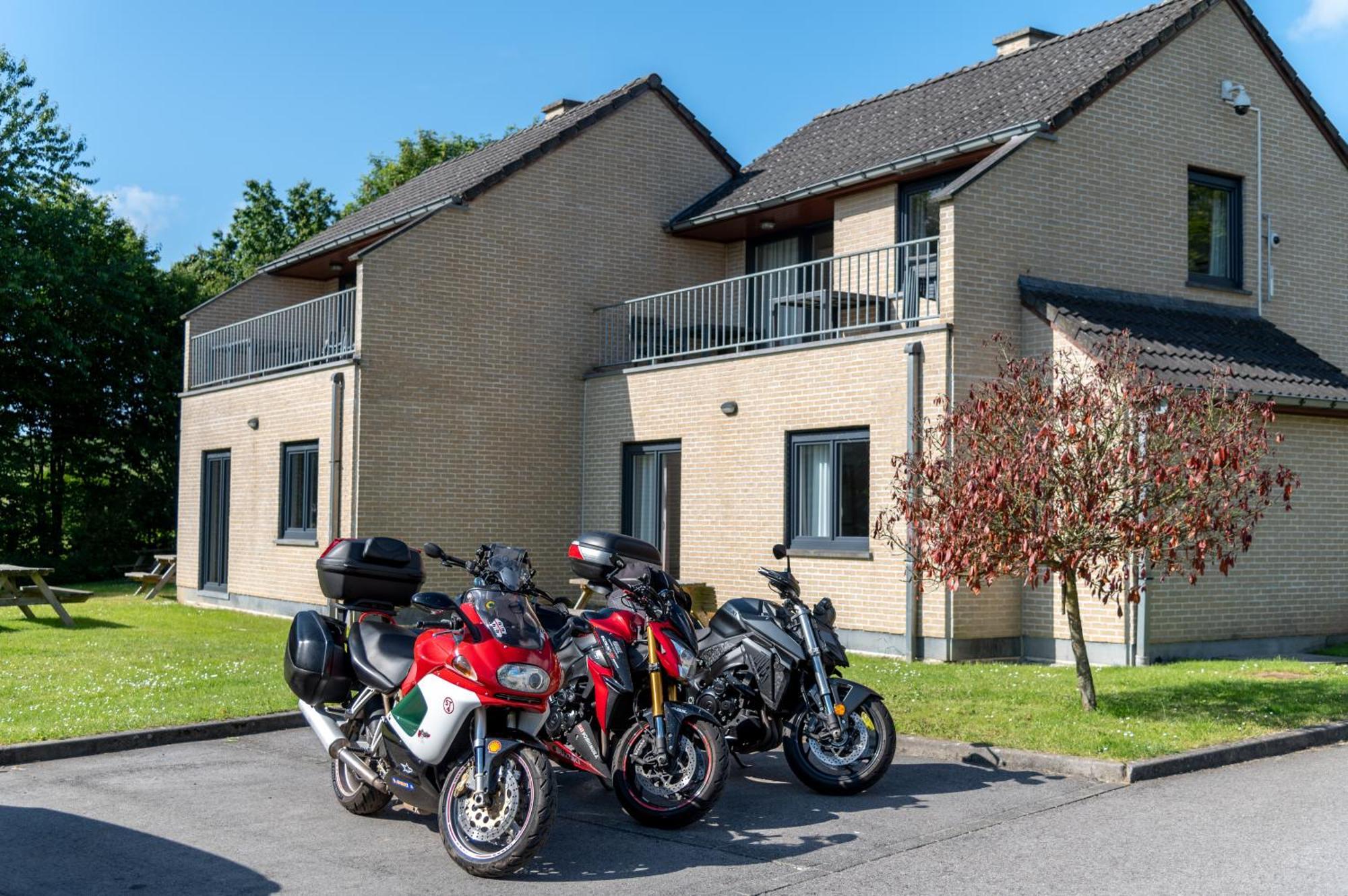 La Sapiniere Villa Hosingen Eksteriør bilde